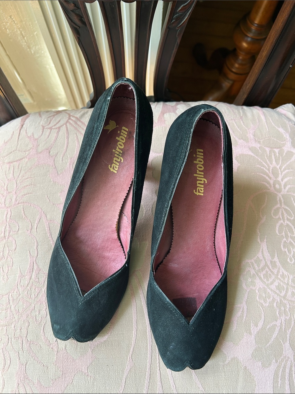 Farylrobin Black Suede Pumps with Pink Lining
